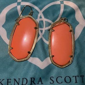 Kendra Scott earring set